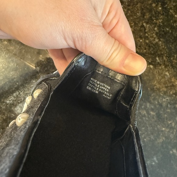 Michael Kors‎ Keaton Embellished Slip On Shoes Size 6 Gray With Pearls - Picture 13 of 13